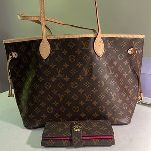 Reposhed Item purse and wallet